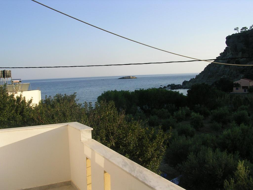 Stefanos Apartments Agia Fotia  Eksteriør bilde