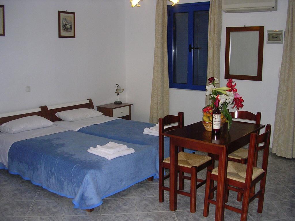 Stefanos Apartments Agia Fotia  Eksteriør bilde