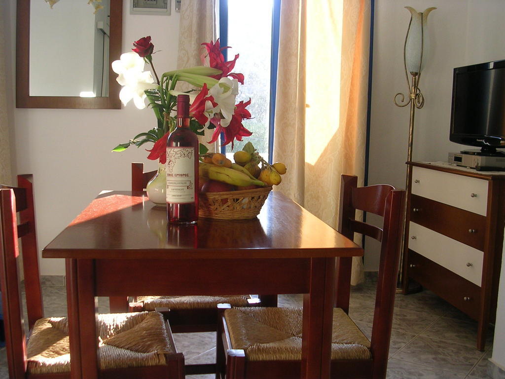 Stefanos Apartments Agia Fotia  Eksteriør bilde