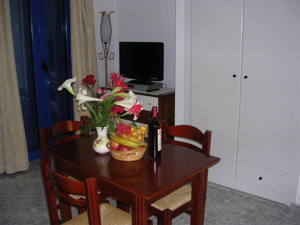 Stefanos Apartments Agia Fotia  Rom bilde